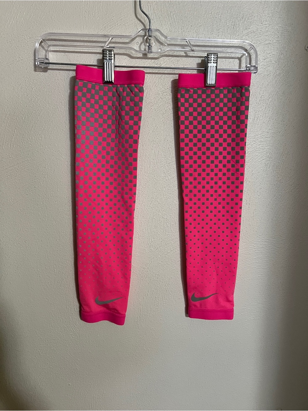 NIKE Dri-Fit 360 Compression Running Athletic Training Sleeves Pink Grey Sz L/XL